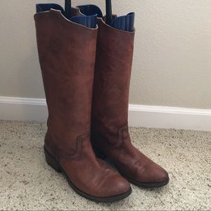 Frye Carson boots